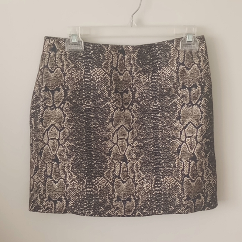 APOSTROPHE 10P Metallic gold thread Croc Snake Reptile Print Skirt Petite Mini
